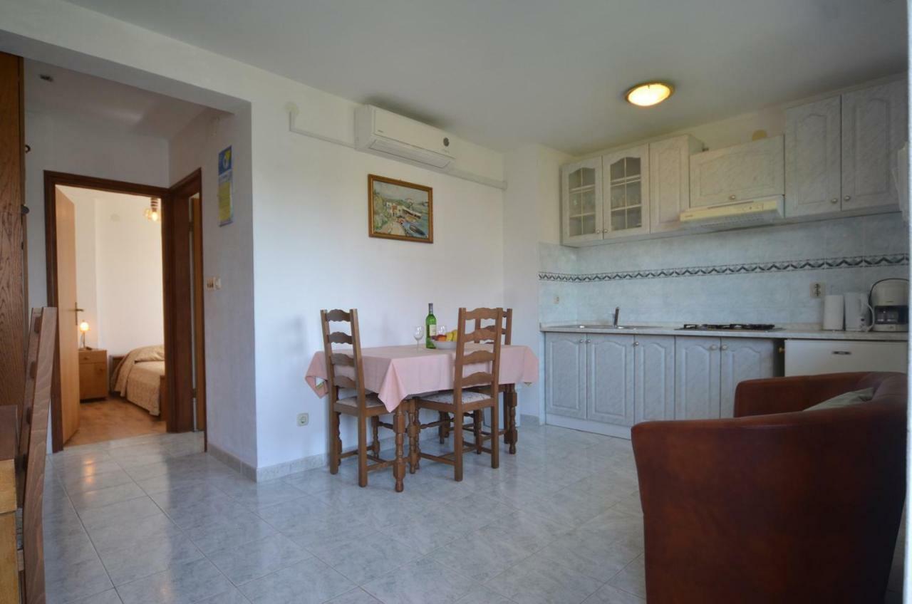 Koreni Apartments Rovinj Exterior photo
